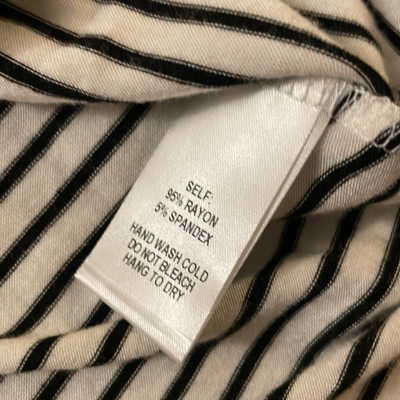 Lulu’s Anything is Posh-ible White Striped Mock Neck Long Sleeve Top Small - Picture 3 of 7